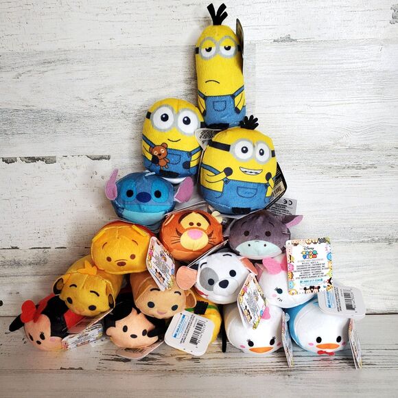 Disney Tsum Tsum Mini Plush Lot Of 16 Stitch Mickey Donald Minion Pooh Simba NWT - Picture 1 of 8